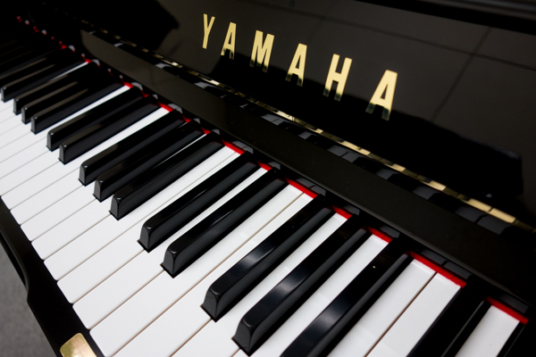 ヤマハ アップライトピアノ U1G 1975年製リニューアル品 - メルカリ